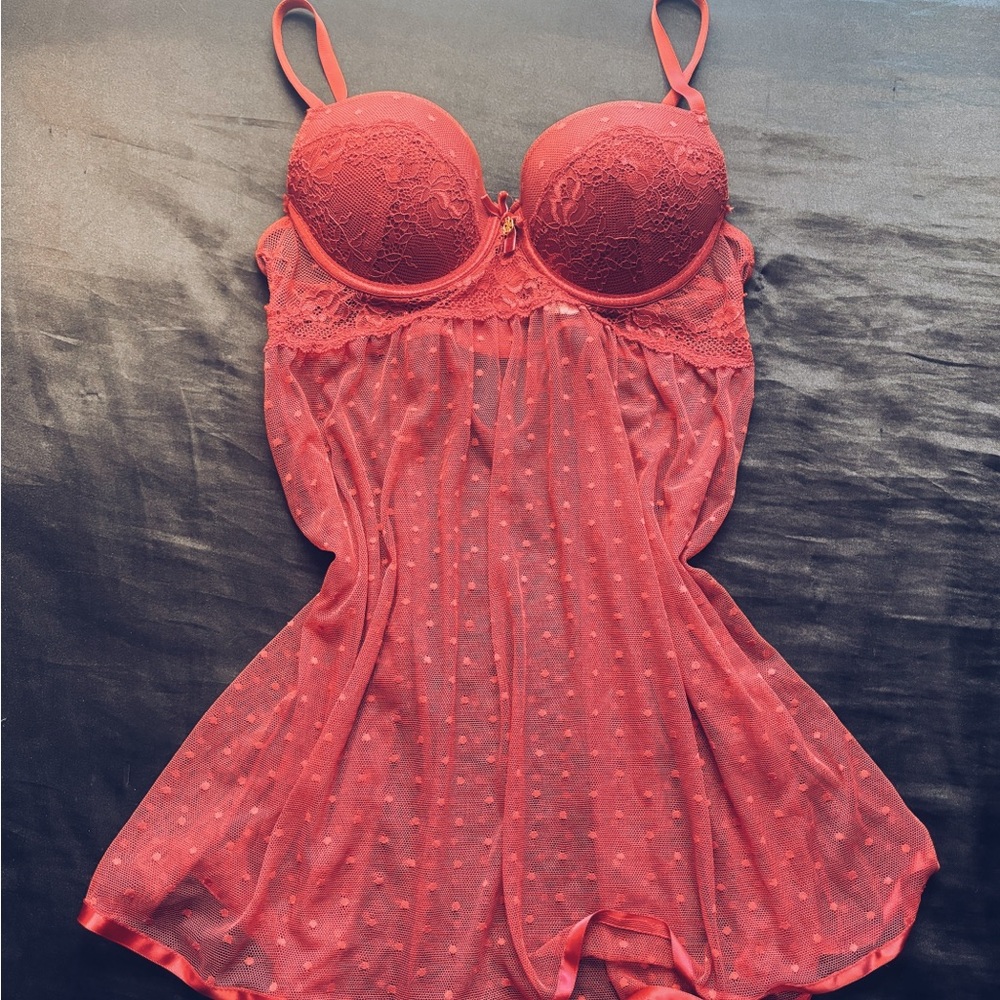 Daisy Fuentes Red Lace Chemise
